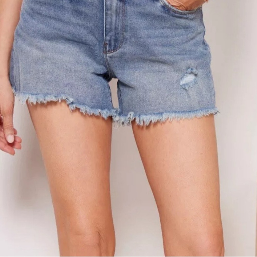 NEW Evereve The Ever Straight Denim Shorts Women's 27 High Rise 7" Cut Offs